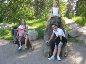 Macedonian EVS volunteer Halid with his host family in Finland
